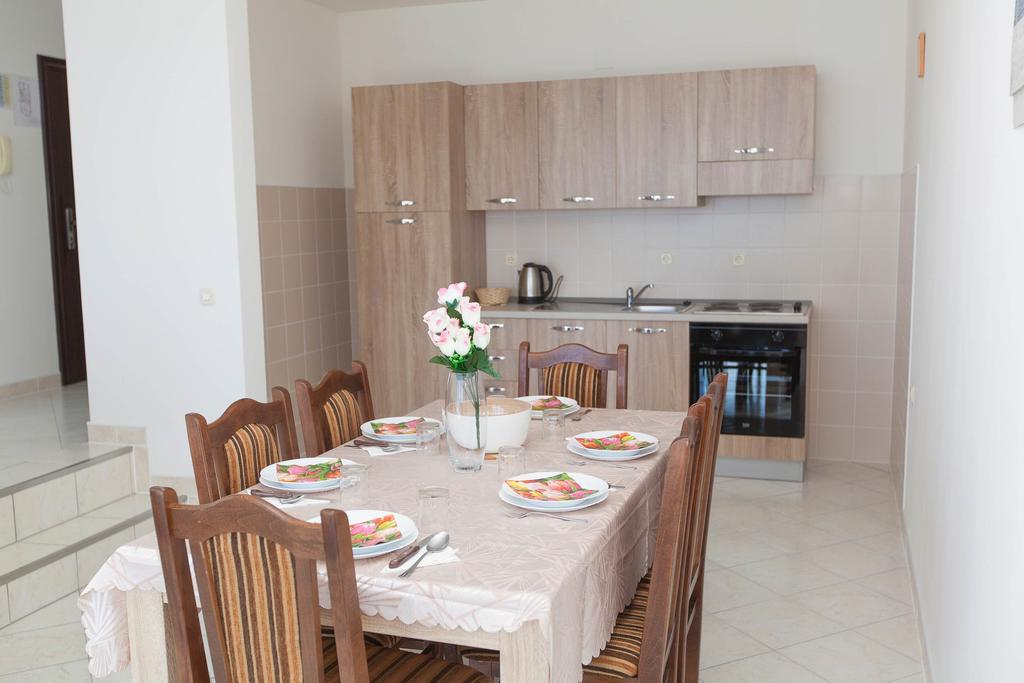 Apartmani Turudic Dramalj Zewnętrze zdjęcie